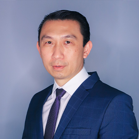Dr William Komatsu