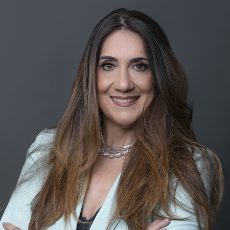 Dra Adriana Pereira